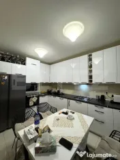 Casa Individuala, 270 mp, lux, Tractorul 