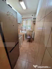 Apartament 3 camere,in zona linistita,etaj 2 
