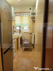 Apartament 3 camere,in zona linistita,etaj 2 