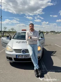 Scoala de soferi - Instructor auto