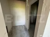 Casa individuala Santandrei cu placa de beton si gard imprej 