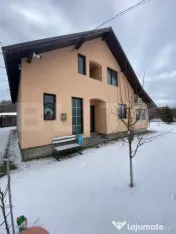 Casă de vânzare în Dorna Candrenilor disponibilă imediat 