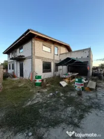 Casa , P+1, TEREN 1000 MP, Pielesti