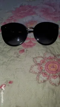 Vând o de soare Dolce Gabbana 