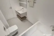 Apartament 3 camere, bloc nou , etaj intermediar , Radauti 