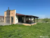 Casă modernă pe un nivel, 500 mp teren, zona Partoș - Alb 