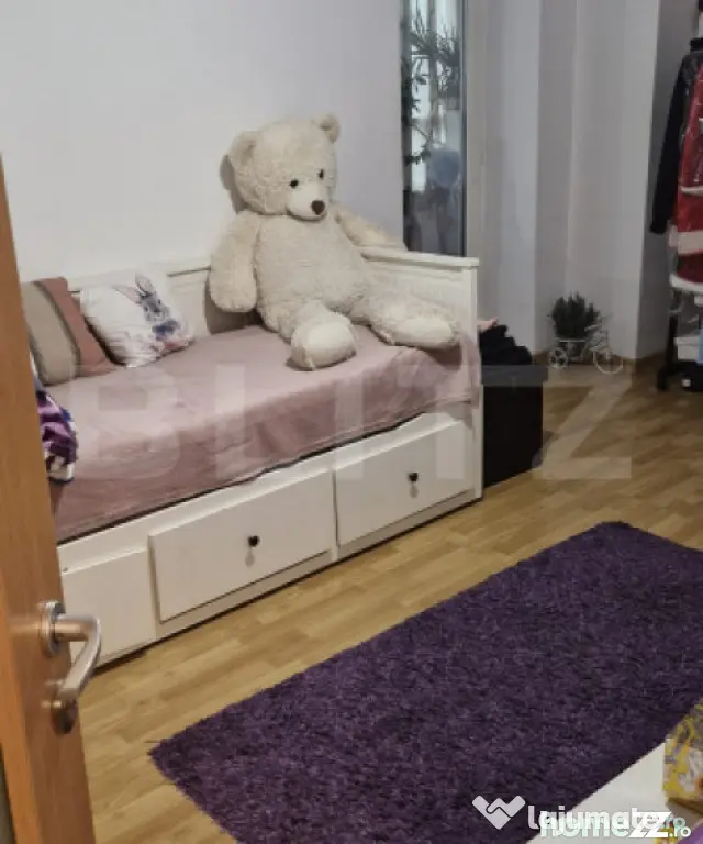 Apartament 3 camere, 84 mp, Calea București - Targoviste (Dambovita)