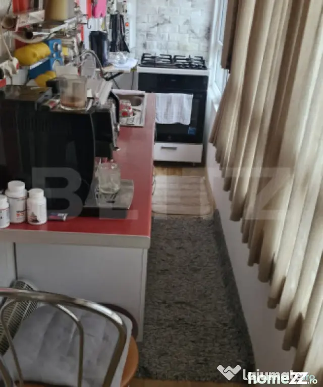 Apartament 3 camere, 84 mp, Calea București - Targoviste (Dambovita)