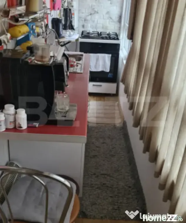 Apartament 3 camere, 84 mp, Calea București - Targoviste (Dambovita)