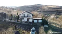 De vanzare Casa cu dependinte in Mera 