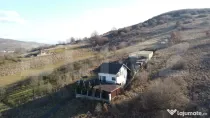 De vanzare Casa cu gospodarie in Mera