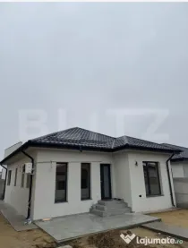 Casa parter, 3 dormitoare, 260 mp teren, toate utilitatile,