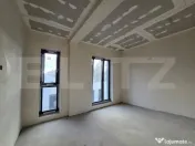 Investitie - Casă tip duplex, spațiu comercial și garaj - 