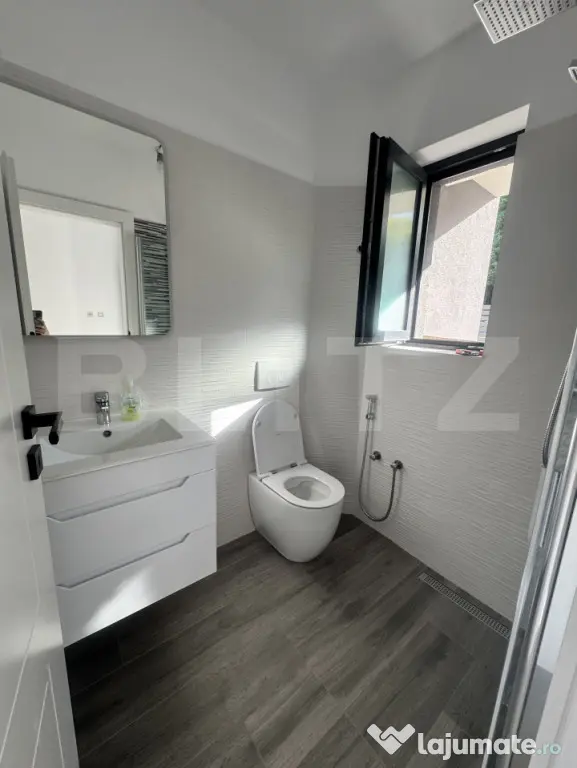 De închiriat – jumătate de duplex, construcție nouă