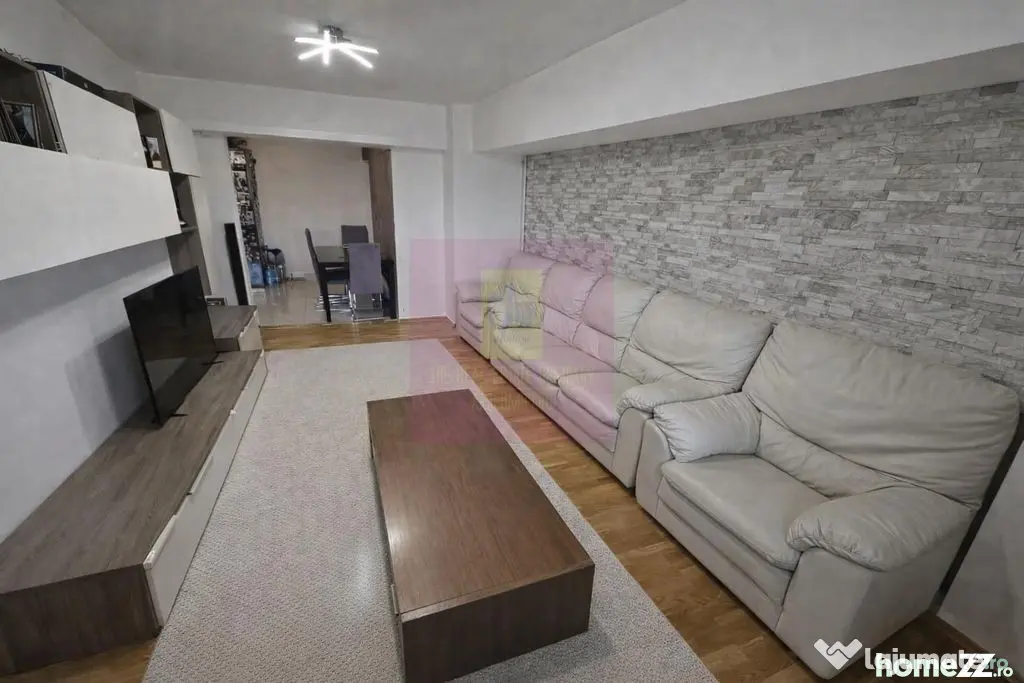 Alba Iulia, 3 camere, stradal
