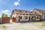 Spațiu Comercial + teren cu izvor de apă minerală în Bac
