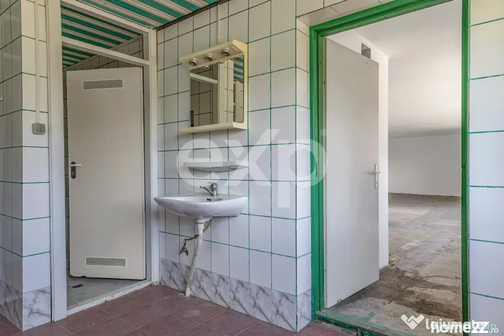Spațiu Comercial + teren cu izvor de apă minerală în Bac