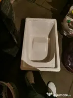 Cadă pentru bebeluși cu furtun de scurgere