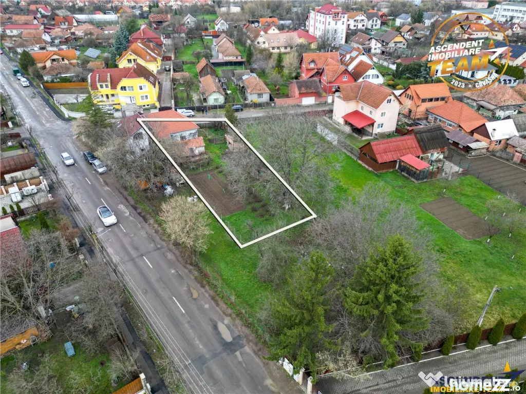 Casa traditionala, cu 709 mp teren intravilan zona apreciabi