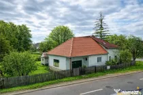 Casa traditionala, cu 709 mp teren intravilan zona apreciabi