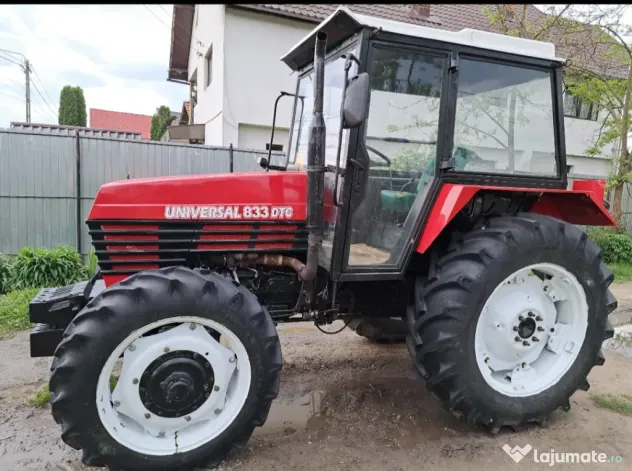 Tractor Universal 833DTC 2005