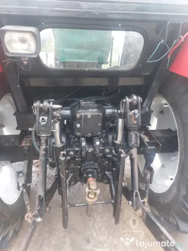 Tractor Universal 833DTC 2005