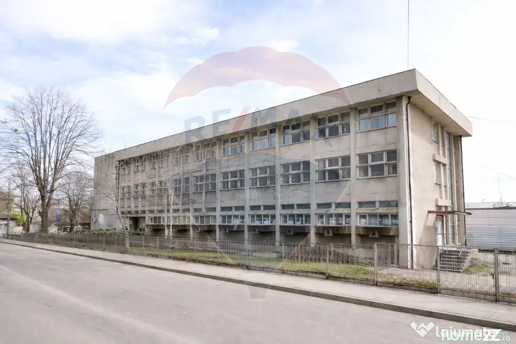Spațiu comercial de vânzare