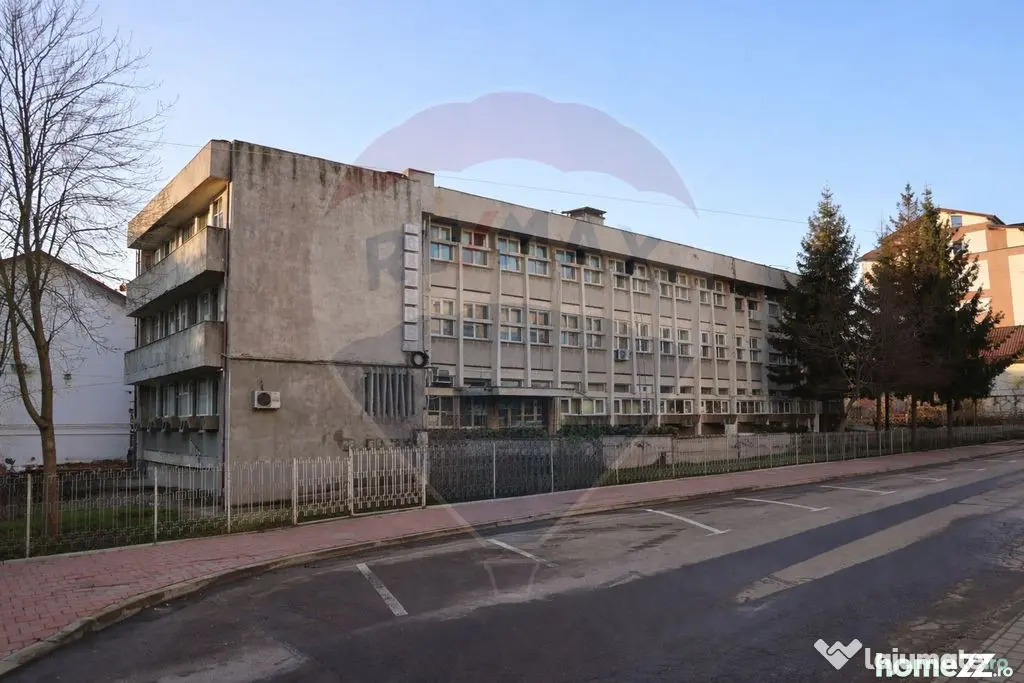 Spațiu comercial de vânzare
