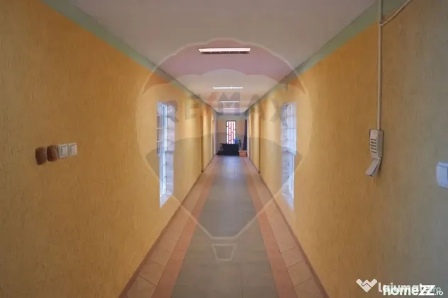 Spațiu comercial de vânzare