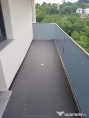 Ap. 2 cam Nicolina, bloc nou, mobilat și utilat 