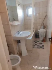 Apartament 2 camere, decomandat - zona Racadau 