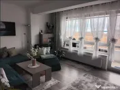 Apartament 3 camere, decomandat - zona Cristian 