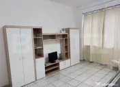 Garosniera spațioasă , 50mp, zona Centrala 