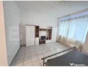 Garosniera spațioasă , 50mp, zona Centrala 