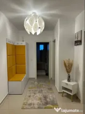 Apartament 2 camere, decomandat - zona Avantgarden 