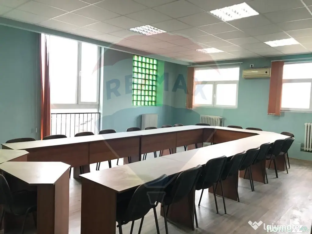 De închiriat spațiu birouri de 171mp în zona Intim