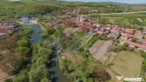 Casă rustică pe malul Crișului Repede, de vânzare, Va...