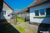 Casă rustică pe malul Crișului Repede, de vânzare, Va... 