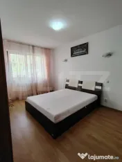 Apartament 2 camere decomandat, 57 mp cu parcare, zona Sub C 