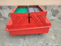 Trusă de scule românească 