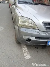 vînd KIA Solenza 