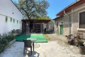 ???? Proprietate mixtă cu 2 spații comerciale și casă lo 