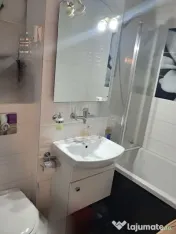 Vind apartament pe str. Maramuresumui. 