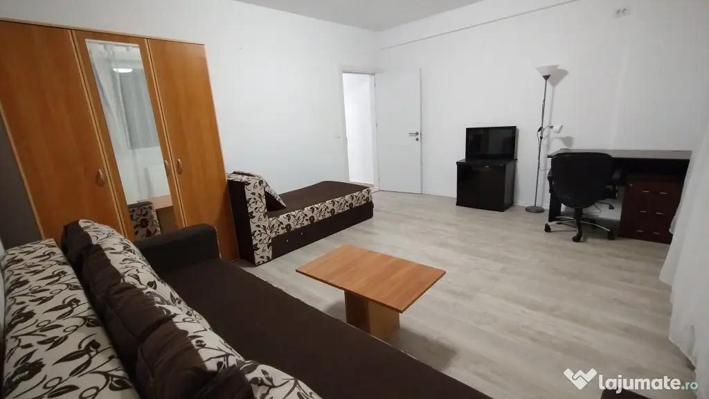 METROU ,garsoniera spatioasa,46 m,luminoasa,proprietar,parcare,terasa,mobilata