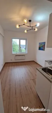 Camera de camin cu baie si bucatarie proprie - zona Astra 