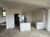 Proprietate spatioasa cu teren generos -în Buciumi /Somc... 