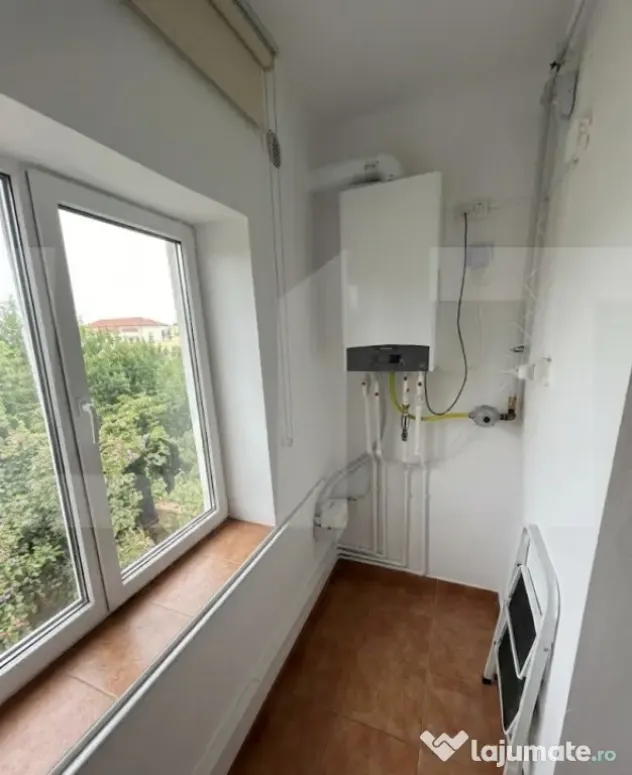 Apartament 3 camere, 53 mp, zona Girocului