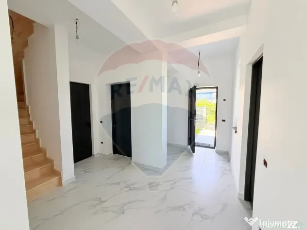Duplex de vanzare P+M | 5 camere | Predare la cheie | Cor...