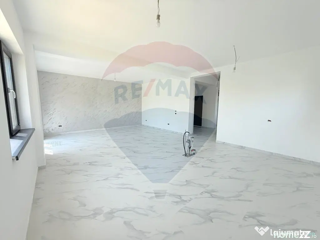 Duplex de vanzare P+M | 5 camere | Predare la cheie | Cor...