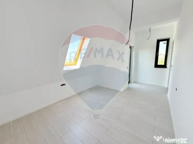 Duplex de vanzare P+M | 5 camere | Predare la cheie | Cor...